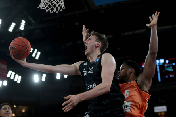 回顾骑士首 回顾骑士首