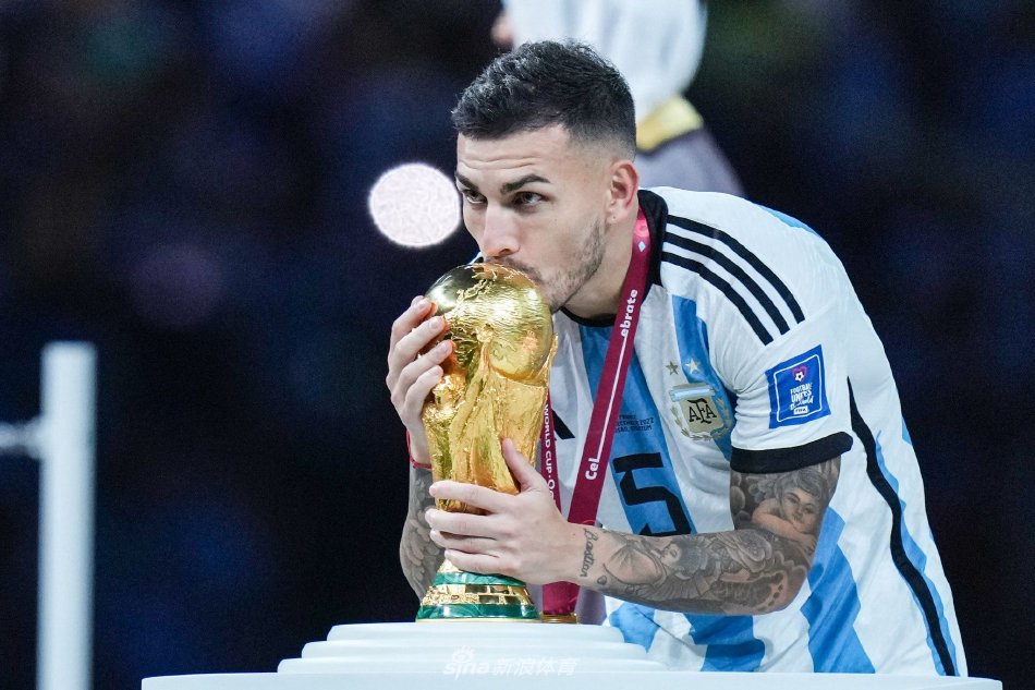 作为公众人 作为公众人