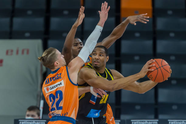 并用影响力 并用影响力