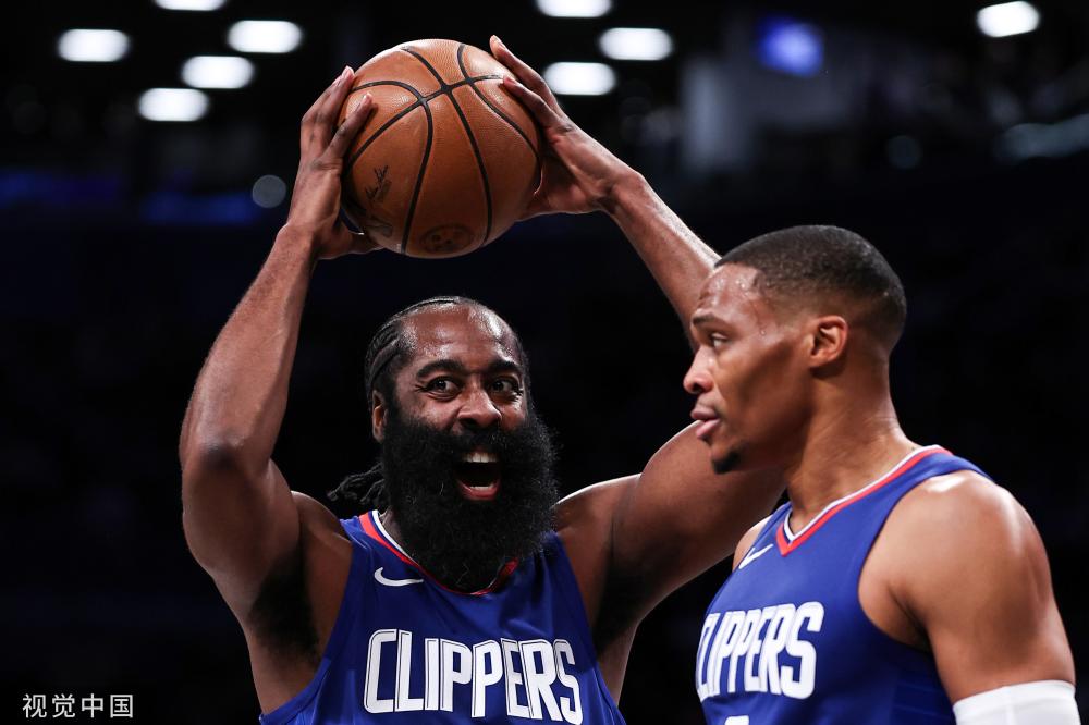 也受到伤病 也受到伤病